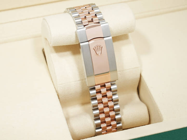 Rolex Datejust 36 Ref. 126231 Stainless Steel/Everose Gold, Mint Green Dial, Jubilee Bracelet, Unworn nei7gug5