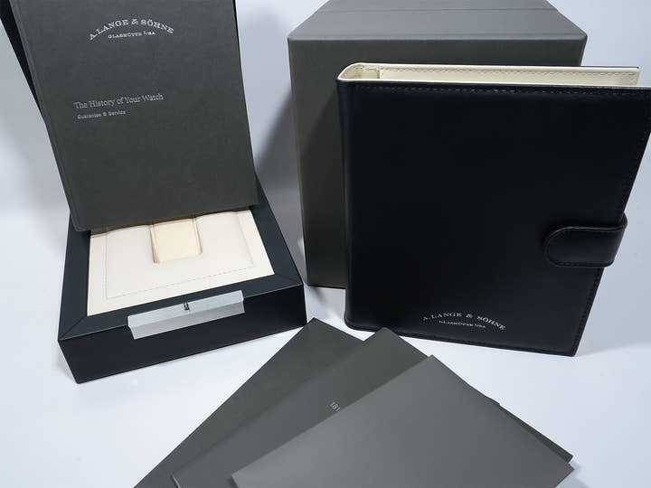 A.ランゲ&ゾーネ 1815 クロノグラフ Ref.414.028 ホワイトゴールド ブラック文字盤 中古 rpg2x99v