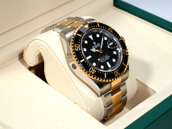 Rolex Sea-Dweller Ref.126603 Stainless Steel/Yellow Gold Black Dial Pre-owned xchodmsm
