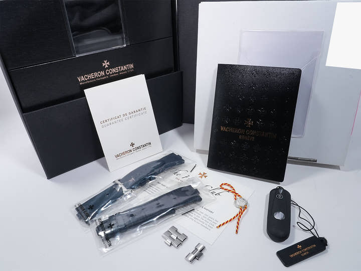 ヴァシュロンコンスタンタン オーヴァーシーズ Ref.4500V/110A-B128 ステンレススチール ブルー文字盤 中古 fhdvqnky