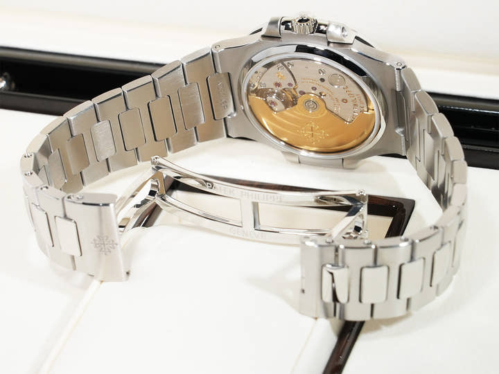 パテックフィリップ ノーチラス Ref.5800/1A-001 ステンレススチール ブルー文字盤 美品 frcy93qg