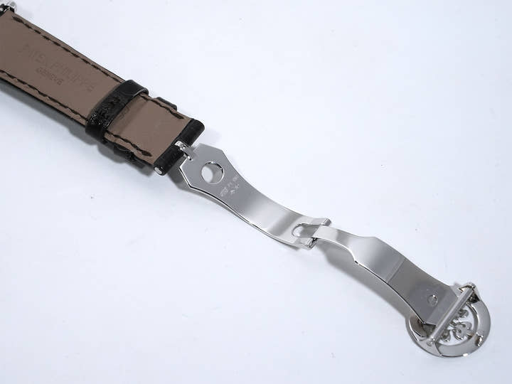 パテックフィリップ パーペチュアルカレンダー Ref.5140P-013 プラチナ ブラック11Pダイヤ文字盤 中古 5ppehhyw