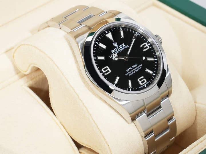 ロレックス エクスプローラーI Ref.214270 ステンレススチール ブラック文字盤 オイスターブレスレット 美品 w4kd6re4
