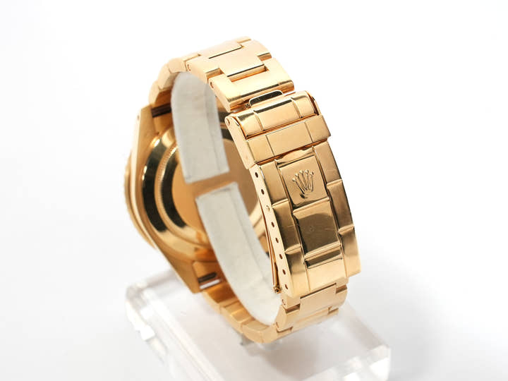 Rolex Submariner Date Ref. 16618 Yellow Gold Blue Dial Pre-owned 5xndiuh8