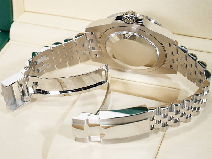 Rolex GMT-Master II Ref.126710GRNR Stainless Steel Black Dial Jubilee Bracelet Unworn 2qeg96sv
