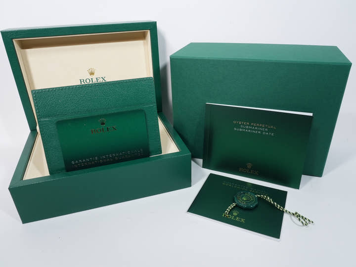 Rolex Submariner Date Ref. 126610LV Stainless Steel Black Dial Unworn veiaixsp