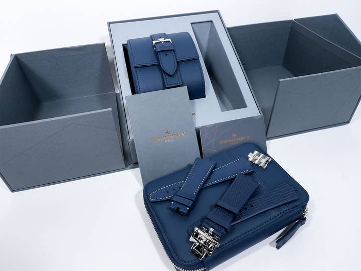 Vacheron Constantin Overseas Tourbillon Ref. 6000V/210T-H032 Titanium Blue Dial Pre-owned veivf8wg
