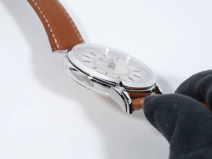 パテックフィリップ カラトラバ ウィークリーカレンダー Ref.5212A-001 ステンレススチール シルバー文字盤 美品 vzvfoqjx