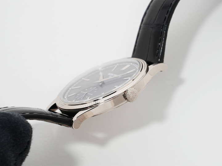 Patek Philippe Calatrava Ref. 6119G-001 White Gold, Grey Dial, Pre-owned in Excellent Condition pknotm39