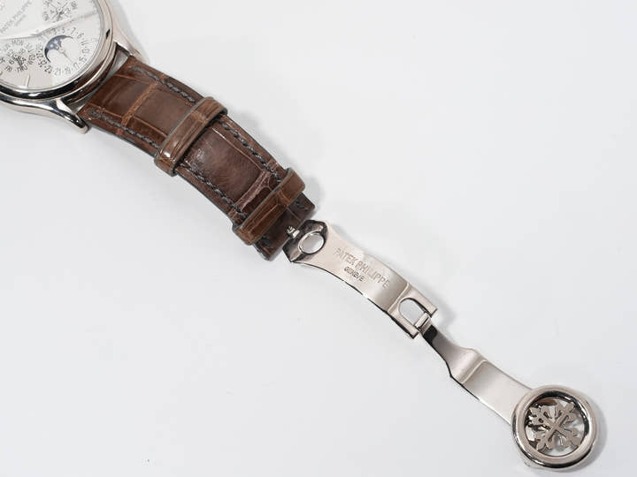 Patek Philippe Perpetual Calendar Ref. 5140G-001 White Gold Silver Dial Pre-owned usrnbepr