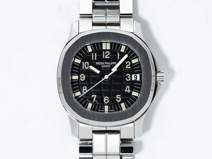 パテックフィリップ アクアノート ミディアム Ref.5066/1A-010 ステンレススチール ブラック文字盤 中古 idqarbrt