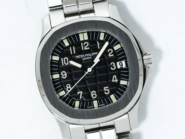 パテックフィリップ アクアノート ミディアム Ref.5066/1A-010 ステンレススチール ブラック文字盤 中古 idqarbrt