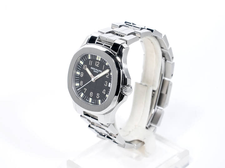 パテックフィリップ アクアノート ミディアム Ref.5066/1A-010 ステンレススチール ブラック文字盤 中古 idqarbrt