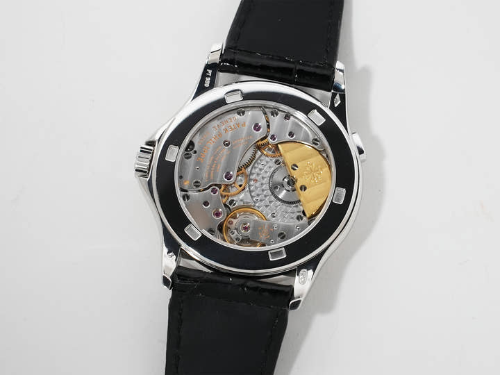 パテックフィリップ コンプリケーション ワールドタイム Ref.5110P-001 プラチナ ブルー文字盤 中古 gzst6mkj