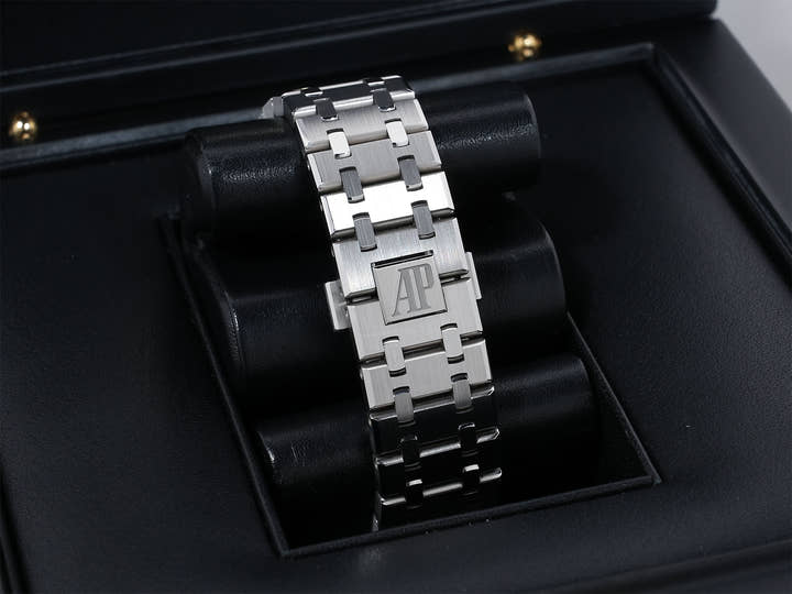 オーデマピゲ ロイヤルオーク Ref.15500ST.OO.1220ST.01 ステンレススチール ブルー文字盤 美中古 tf2hsv85