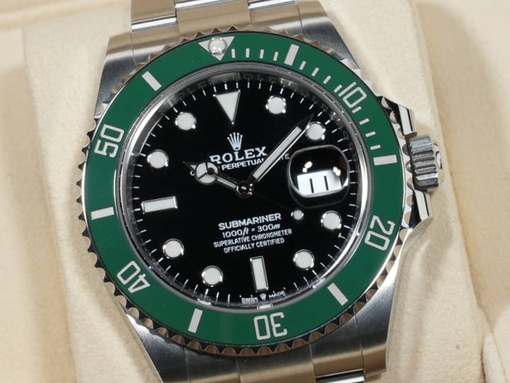 ロレックス サブマリーナー デイト Ref.126610LV ステンレススチール ブラック文字盤 中古 iuezr9p2