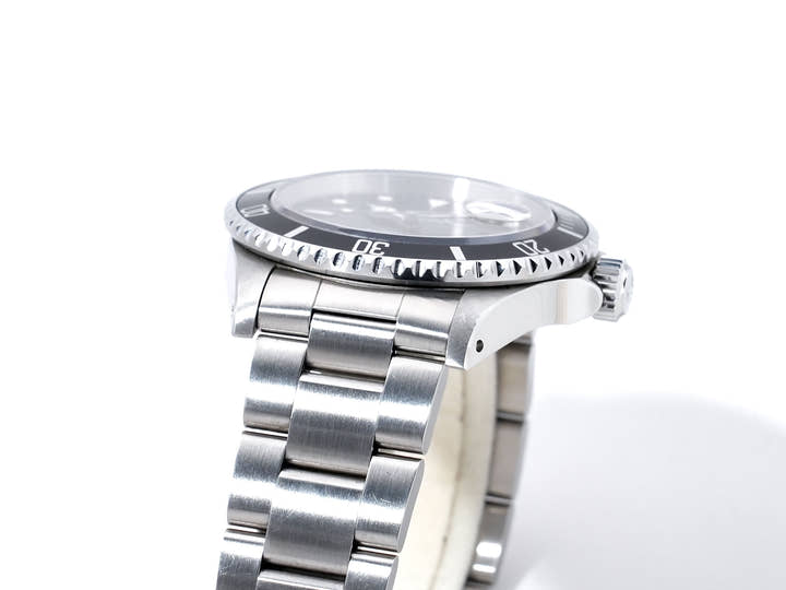 Rolex Submariner Date Ref.16610 Stainless Steel Black Dial Pre-owned 2kb8ouro
