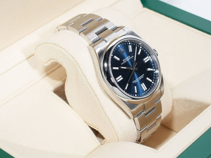 ロレックス オイスターパーペチュアル41 Ref.124300 ステンレススチール ブライトブルー文字盤 美品 djqcdis2