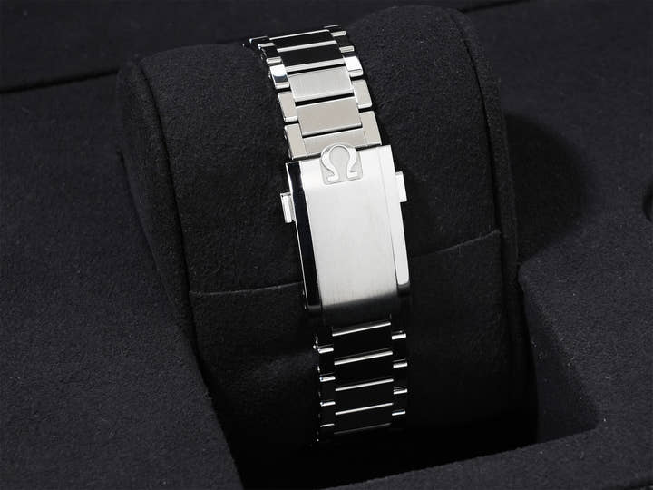 オメガ スピードマスター キャリバー321 クロノグラフ 39.7MM Ref.311.30.40.30.01.001 ステンレススチール ブラック文字盤 中古 rim9rzh2