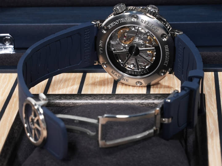 Breguet Marine Alarm Musical 5547 Ref.5547TI/Y1/5ZU Titanium Sunburst Blue Dial Pre-owned q5pxzjnt