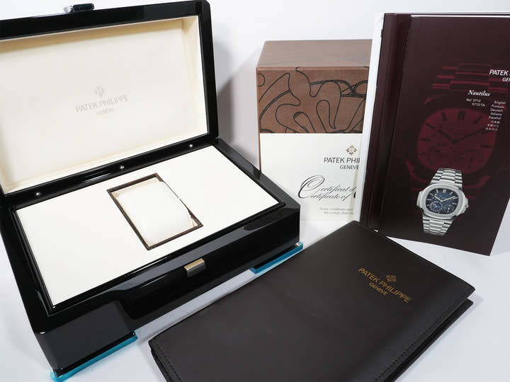 Patek Philippe Nautilus Petit Complication Ref.5712/1A-001 Stainless Steel Blue Dial Excellent Pre-Owned d68bxu57