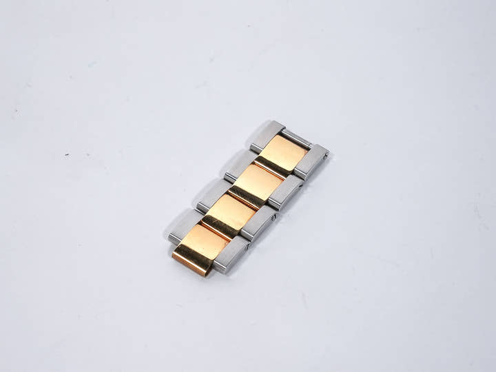 ロレックス デイトナ エルプリメロ Ref.16523 ステンレススチール/イエローゴールド ホワイト文字盤 中古 26xmscu7