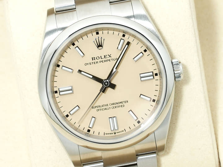 ロレックス オイスターパーペチュアル36 Ref.126000 ステンレススチール ベージュ文字盤 未使用