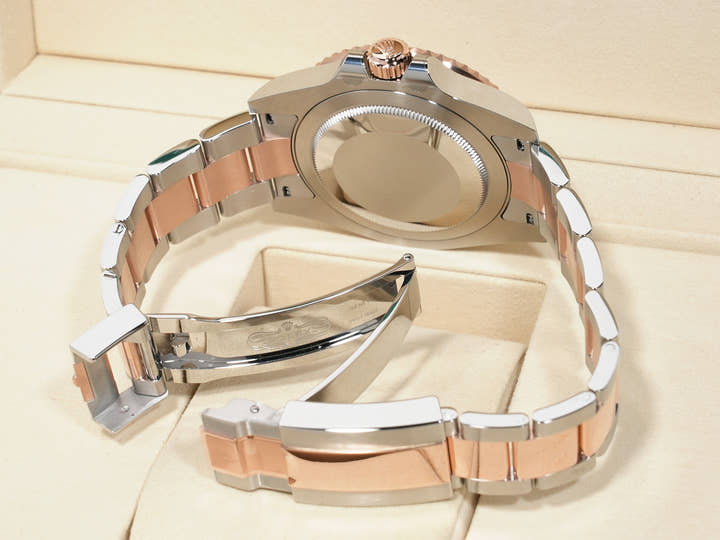 ロレックス GMTマスターII Ref.126711CHNR ステンレススチール/エバーローズゴールド ブラック文字盤 オイスターブレスレット 未使用 e2avsw2p