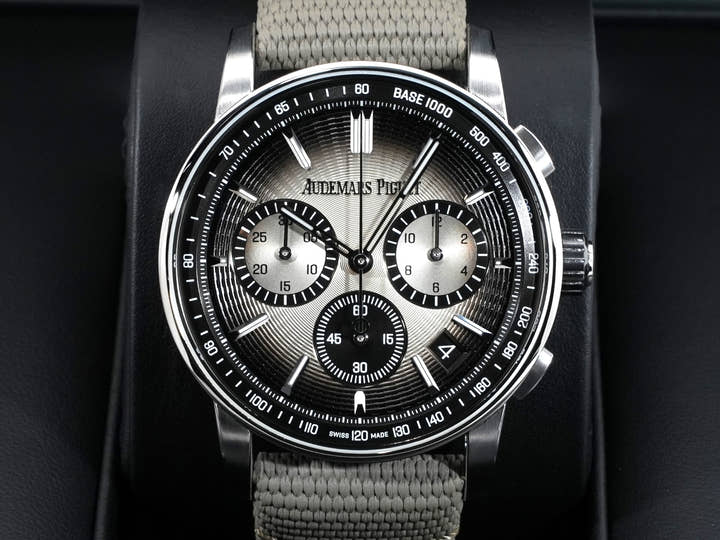 オーデマピゲ CODE 11.59 バイ オーデマ ピゲ クロノグラフ Ref.26393QT.OO.A064KB.01 ステンレススチール/ブラックセラミック スモークベージュ文字盤