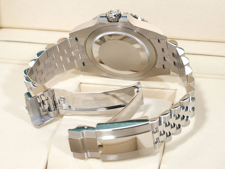 Rolex GMT-Master II Ref.126710GRNR Stainless Steel Black Dial Jubilee Bracelet Unused 33hkdw34