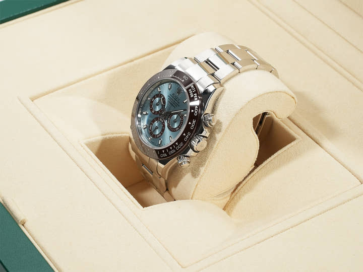 ロレックス デイトナ Ref.116506 プラチナ アイスブルー文字盤