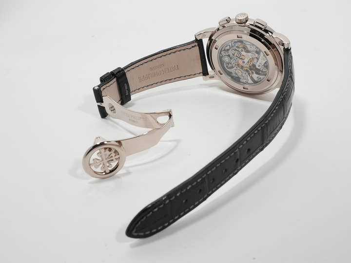 Patek Philippe Chronograph Ref. 5070G-001 White Gold Silver Dial