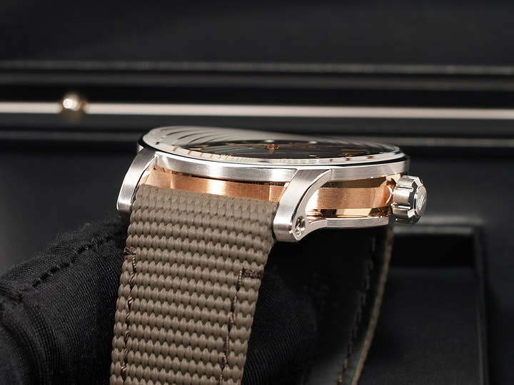 オーデマピゲ CODE 11.59 バイ オーデマ ピゲ Ref.15210CR.OO.A002CR.01 ホワイトゴールド/ピンクゴールド グレーラッカー文字盤