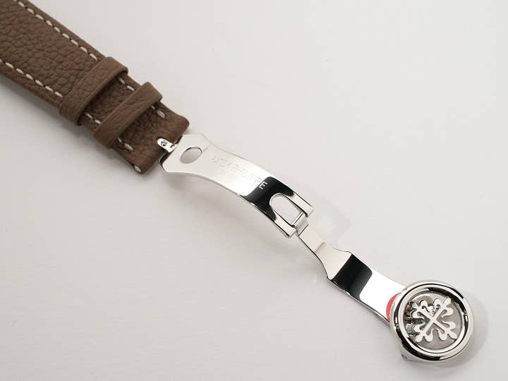 パテックフィリップ コンプリケーション ワールドタイム クロノグラフ Ref.5935A-001 ステンレススチール ローズゴールドメッキ オパーリン文字盤