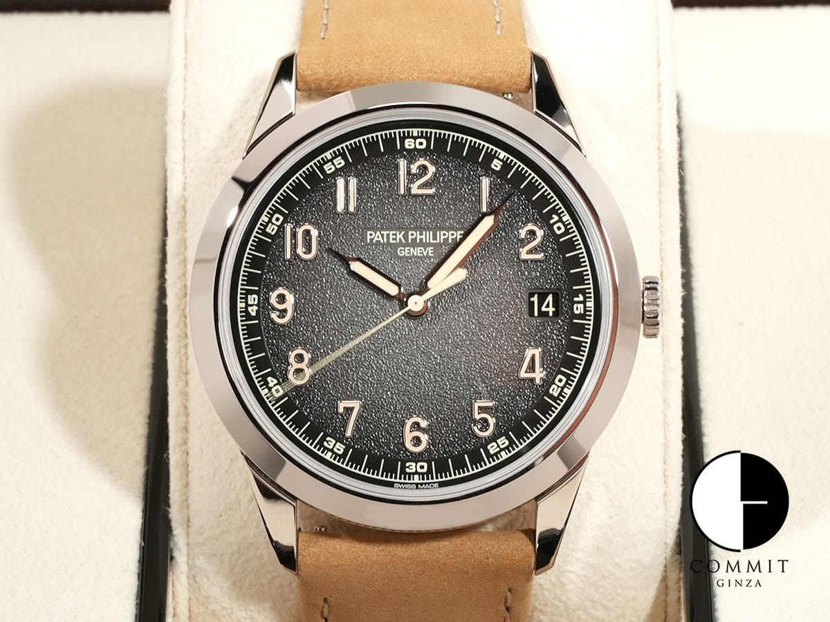 パテックフィリップ カラトラバ Ref.5226G-001 ホワイトゴールド ブラックグラデーションのテクスチャード ラック アントラサイト文字盤