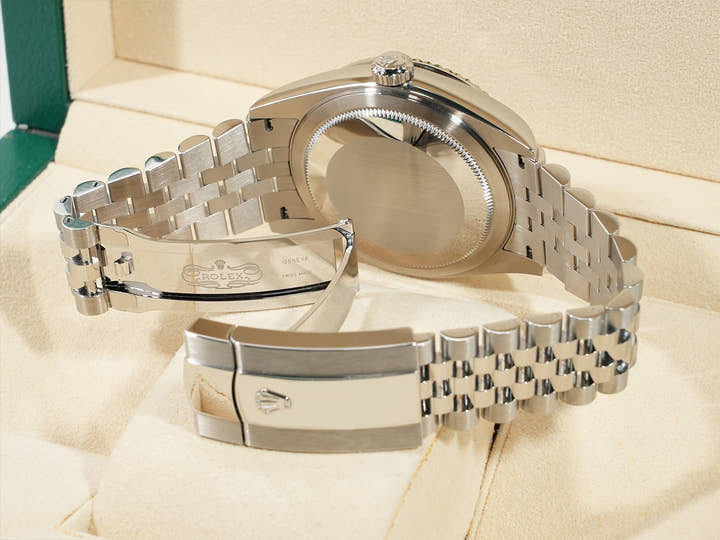 ロレックス スカイドゥエラー Ref.326934 ステンレススチール/ホワイトゴールド ブラック文字盤 ジュビリーブレスレット 中古 mirdxejp