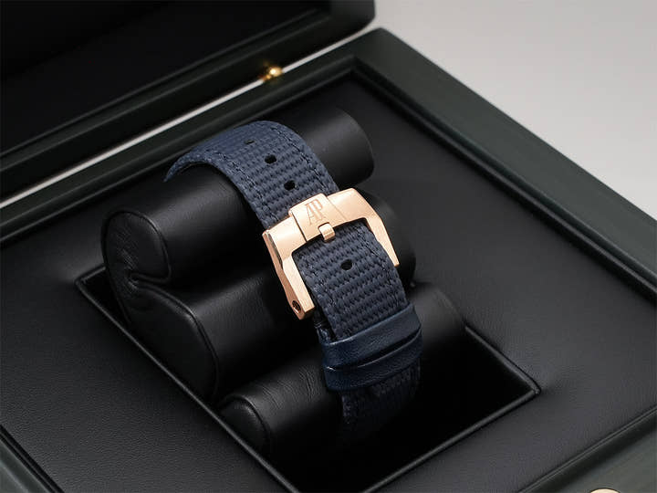 オーデマピゲ CODE 11.59 バイ オーデマ ピゲ Ref.15210OR.OO.A028CR.01 ピンクゴールド スモークブルーラッカー文字盤