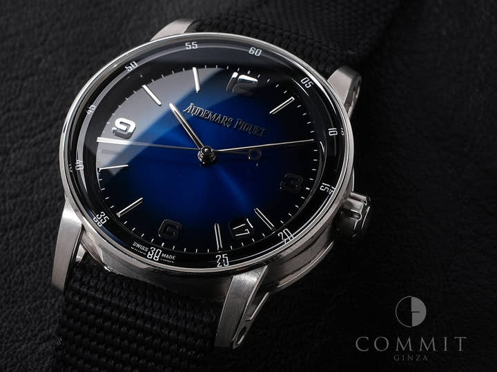 オーデマピゲ CODE 11.59 バイ オーデマ ピゲ Ref.15210BC.OO.A002KB.01 ホワイトゴールド スモークブルーラッカー文字盤