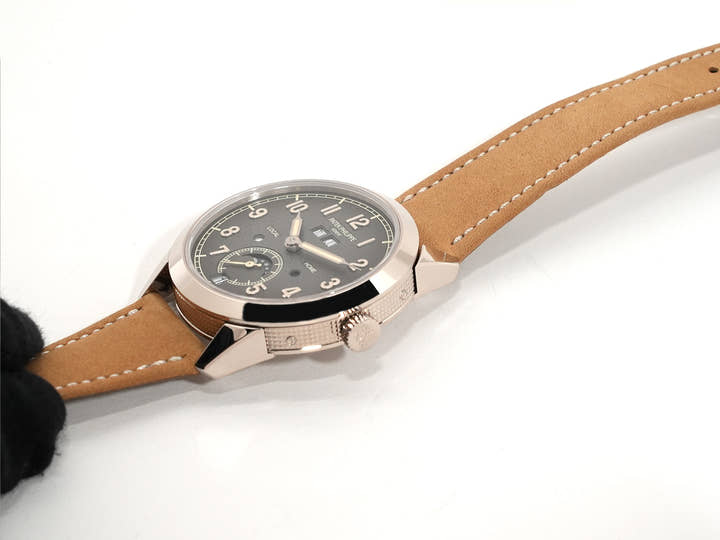 パテックフィリップ アニュアルカレンダー トラベルタイム Ref.5326G-001 ホワイトゴールド テクスチャードラック アントラサイト文字盤