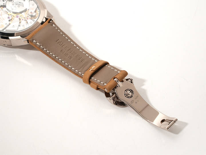 パテックフィリップ アニュアルカレンダー トラベルタイム Ref.5326G-001 ホワイトゴールド テクスチャードラック アントラサイト文字盤