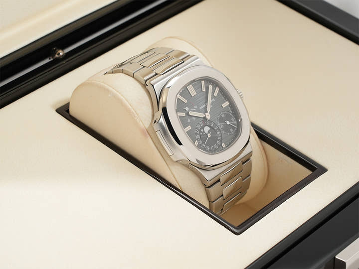 パテックフィリップ ノーチラス プチコンプリケーション Ref.5712/1A-001 ステンレススチール ブルー文字盤