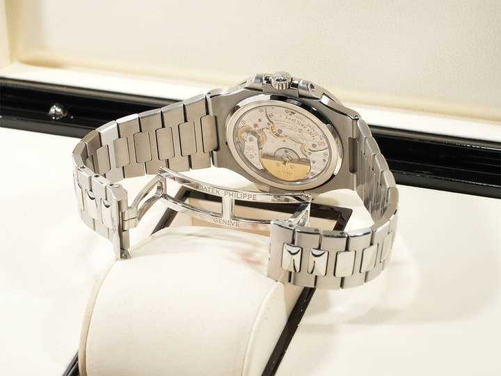 パテックフィリップ ノーチラス プチコンプリケーション Ref.5712/1A-001 ステンレススチール ブルー文字盤