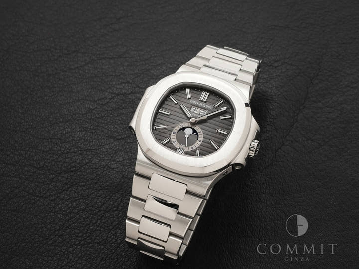 パテックフィリップ ノーチラス アニュアルカレンダー ムーンフェイズ Ref.5726/1A-001 ステンレススチール ブラック・グラデーション文字盤