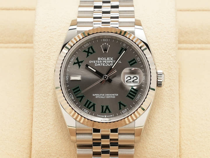 ロレックス デイトジャスト36 Ref.126234 ステンレススチール/ホワイトゴールド スレートローマン文字盤 ジュビリーブレスレット 極美品 axoaunrd
