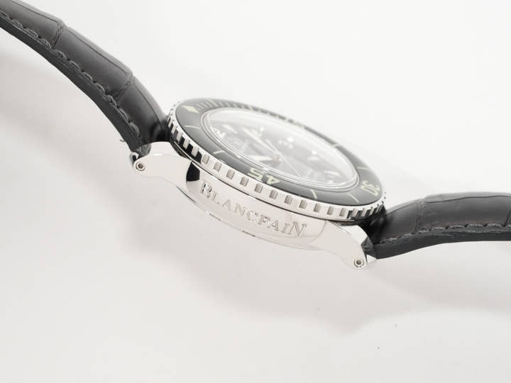 ブランパン フィフティ ファゾムス Ref.5015-1130-52A ブラック文字盤 中古 ZAY42Z4R