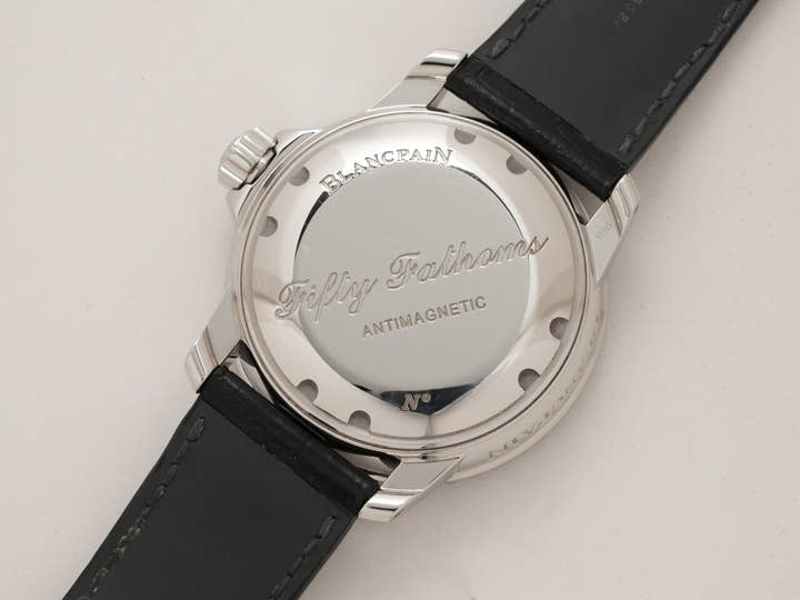 ブランパン フィフティ ファゾムス Ref.5015-1130-52A ブラック文字盤 中古 ZAY42Z4R