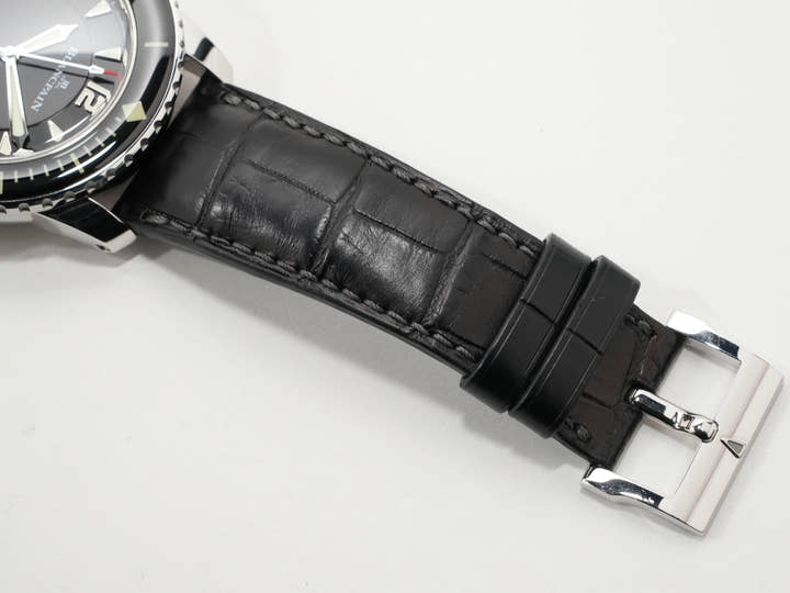 ブランパン フィフティ ファゾムス Ref.5015-1130-52A ブラック文字盤 中古 ZAY42Z4R