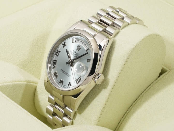 ロレックス デイデイト36 Ref.118206 プラチナ アイスブルー文字盤