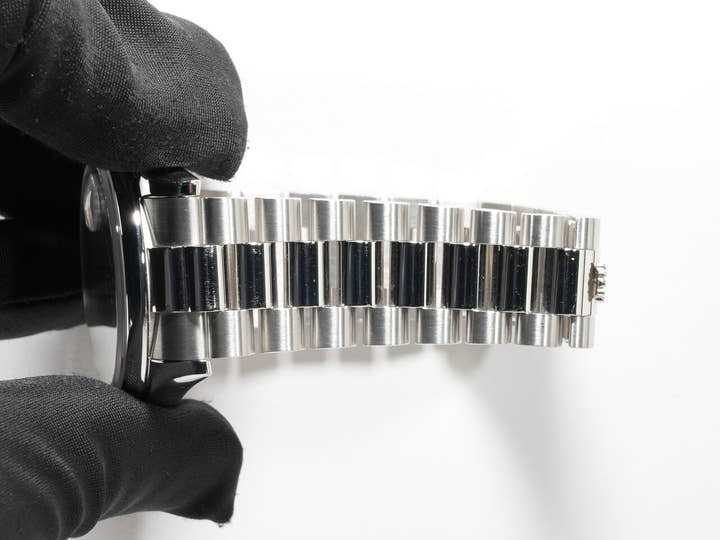 ロレックス デイデイト36 Ref.118206 プラチナ アイスブルー文字盤