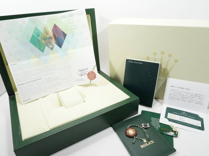 ロレックス デイデイト36 Ref.118206 プラチナ アイスブルー文字盤